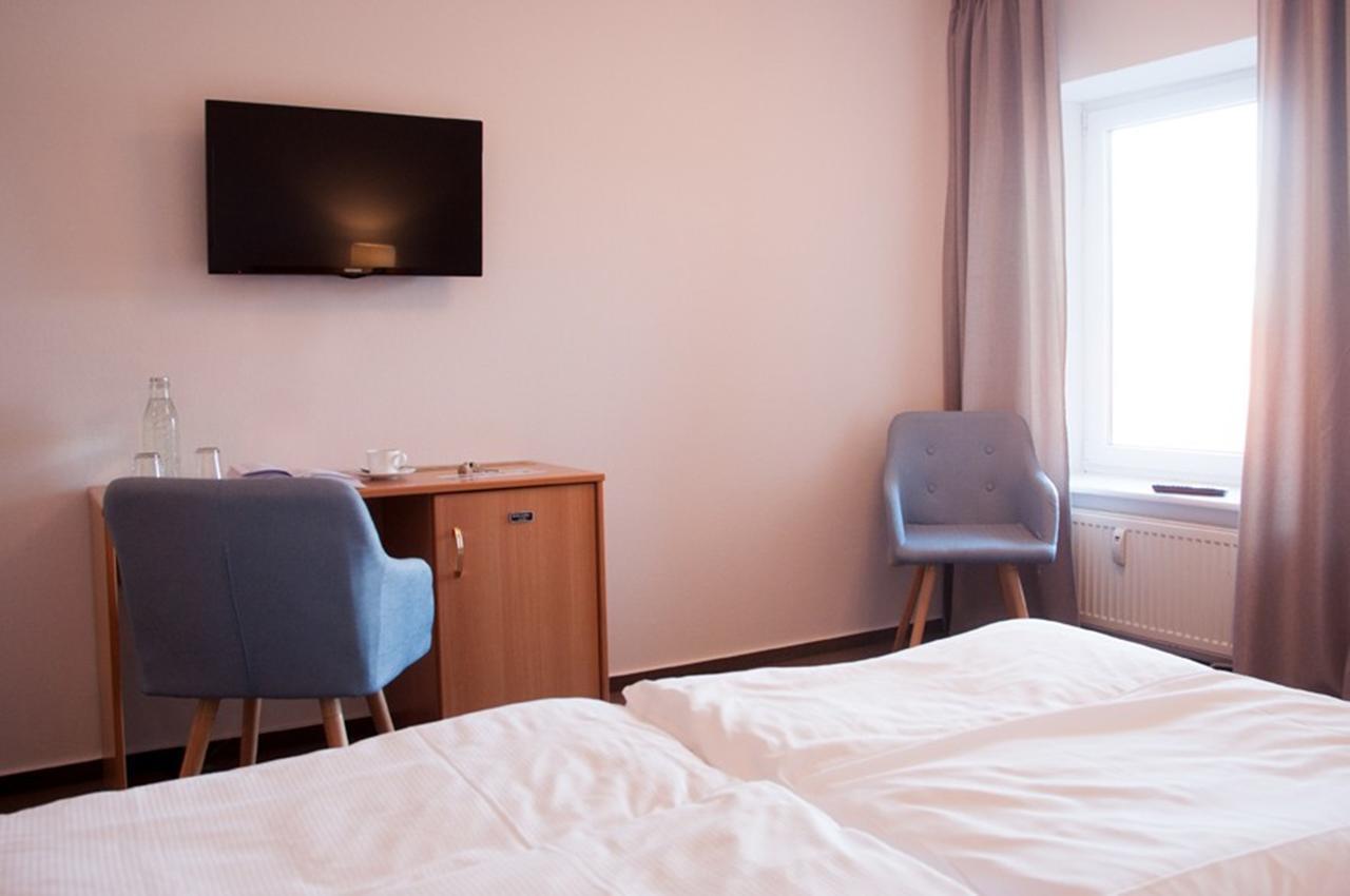 Angler Hof Hotel Süderbrarup Buitenkant foto