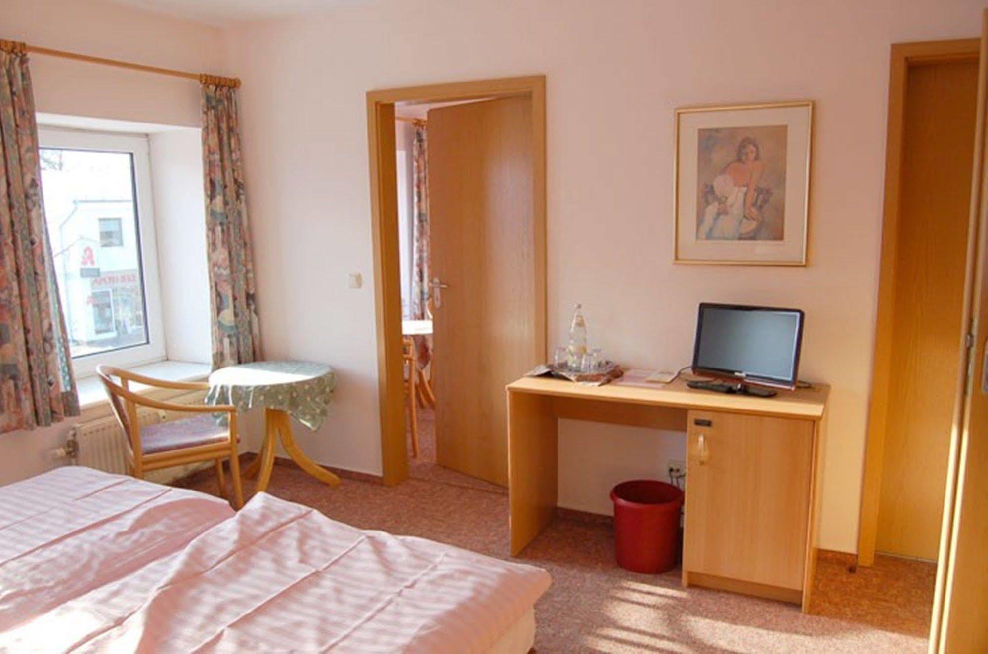 Angler Hof Hotel Süderbrarup Buitenkant foto